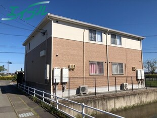 ヴィレッジ川原　南棟の物件外観写真